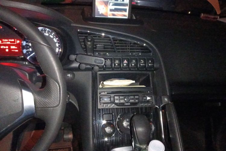 Used Peugeot 3008 2013 1.6THP Automatic Prestige Edition Audio And AC Panel