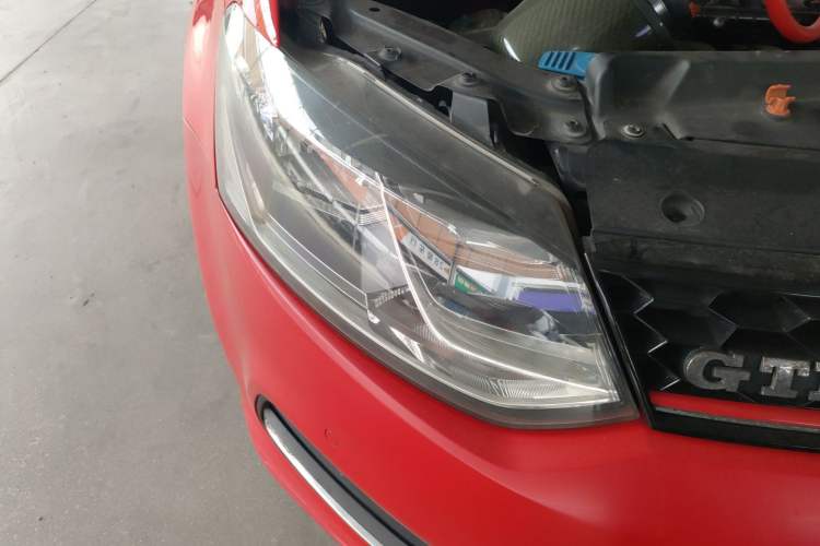 Used Volkswagen Polo 2014 1.6L Automatic Luxury Edition
