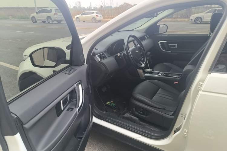 Used Land Rover Discovery Sport 2019 240 PS SE Version China V Standard Driver Seat