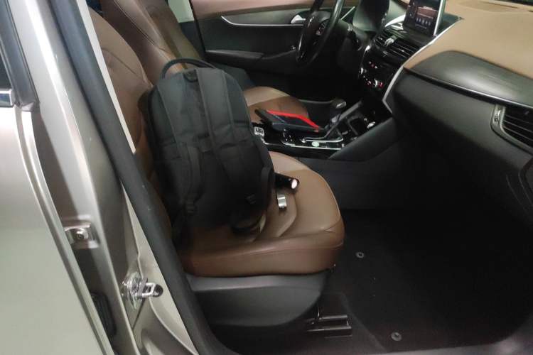 Used BORGWARD BX5 2017 20TGDI Automatic Two-Wheel Drive Pioneer Edition