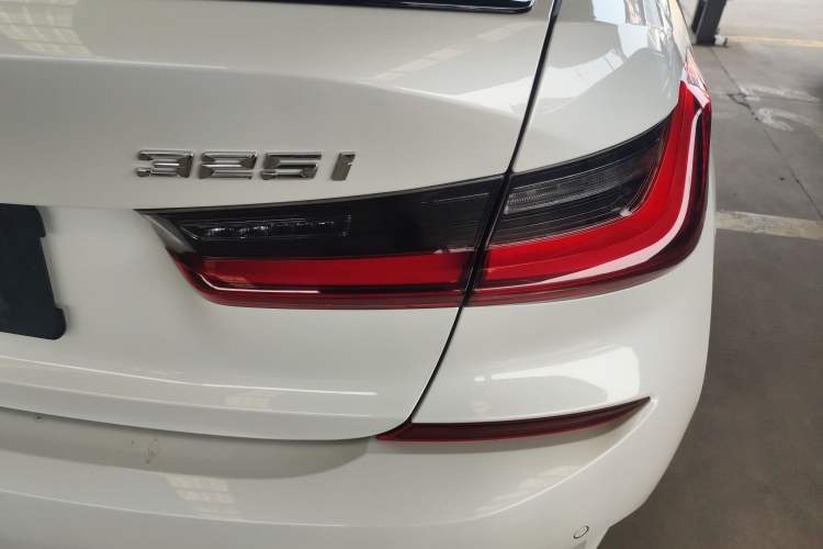 Used BMW 3 Series 2022 325i M Sport Night Edition Package