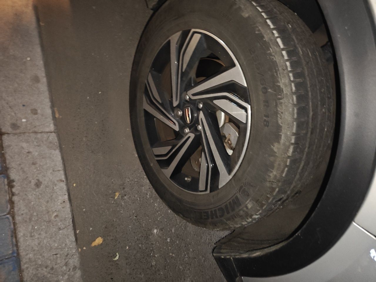 Hongqi HS5 2022 Revised Version 2.0T Smart Connect Flagship Edition — снимка 8