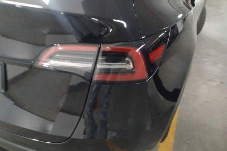 Used Tesla Model Y 2021 Standard Range Rear-Wheel Drive Version
