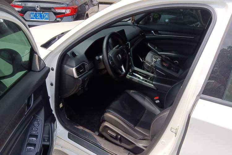 Used Honda Inspire 2022 260TURBO Elegant Edition Driver Seat