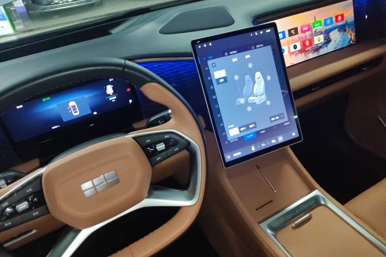 Used Geely Galaxy L7 2025 EM-i 115km Exploration+ Edition