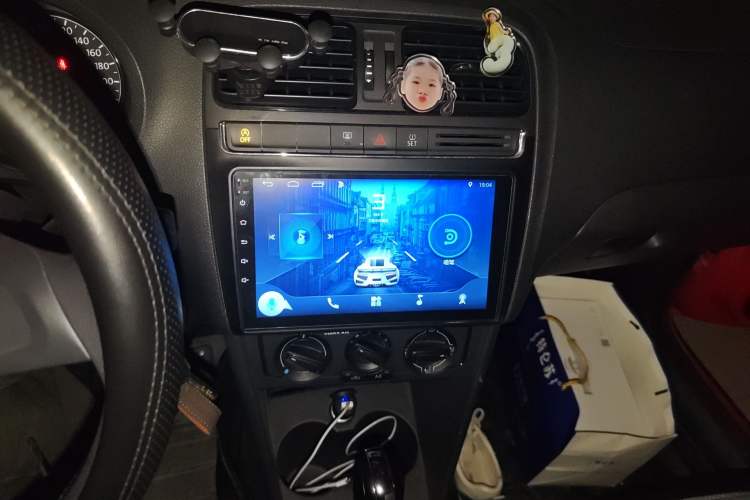 Used Volkswagen Polo 2018 1.5L Automatic Advanced Driving Model Audio And AC Panel