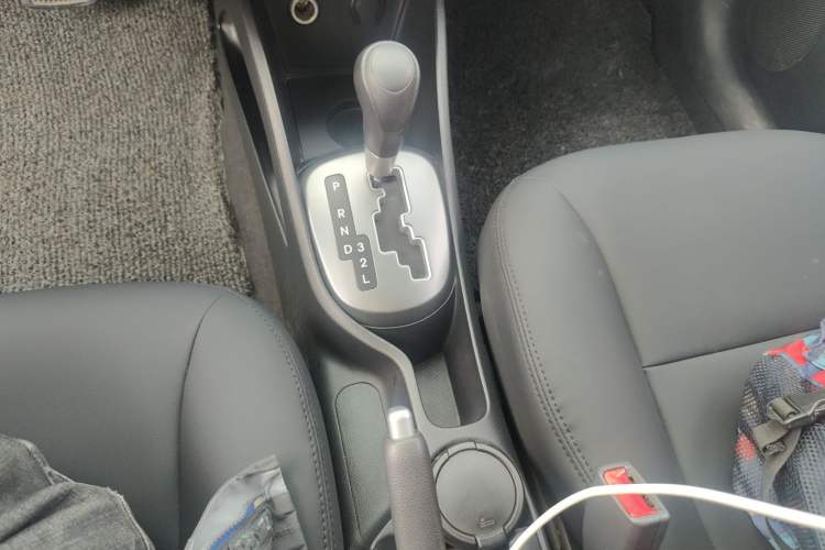 Used Kia K2 2015 Sedan 1.4L Automatic GLS