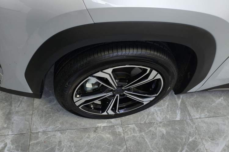 Used Geely Galaxy L7 2025 EM-i 115km Exploration+ Edition
