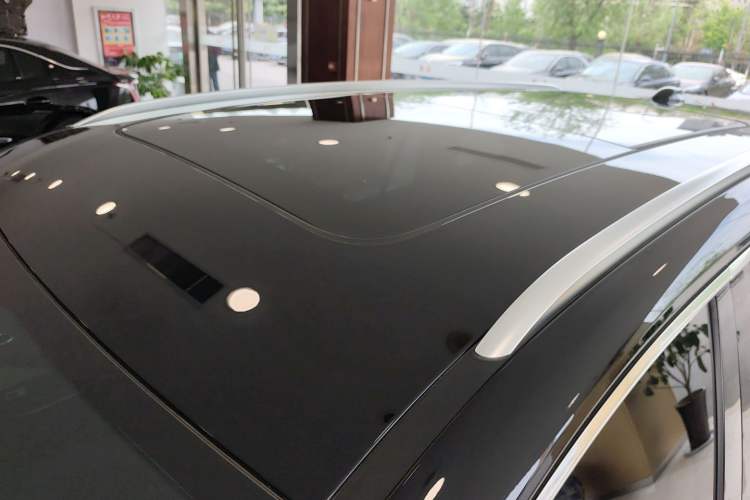 Used Hongqi HS7 PHEV 2024 2.0T PHEV Four-Wheel Drive Flagship Edition 6 Seats