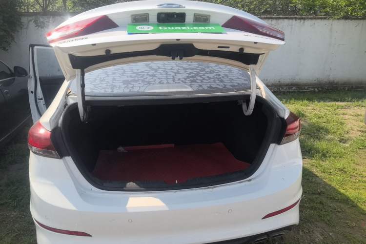 Used Hyundai Elantra (6th Generation / Lingdong) 2018 1.4T Dual-Clutch Xuan Dong · Dynamic Edition
