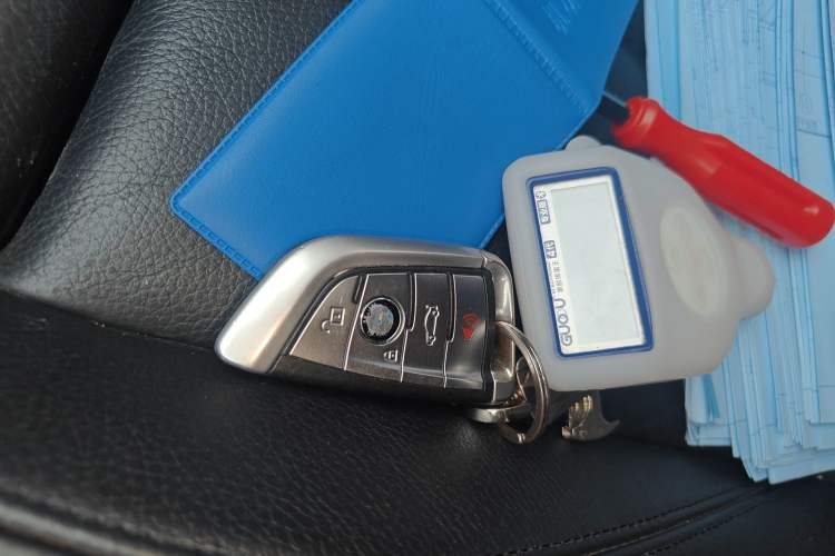 Used BMW 3 Series 2015 328i Sport Design Package Vehicle Key