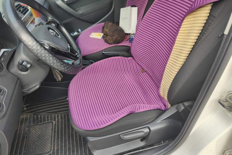 Used Volkswagen Polo 2016 1.6L Automatic Comfort Model
