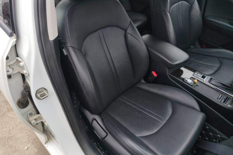 Used Kia K5 2017 2.0L Automatic 15th Anniversary Special Edition LUX
