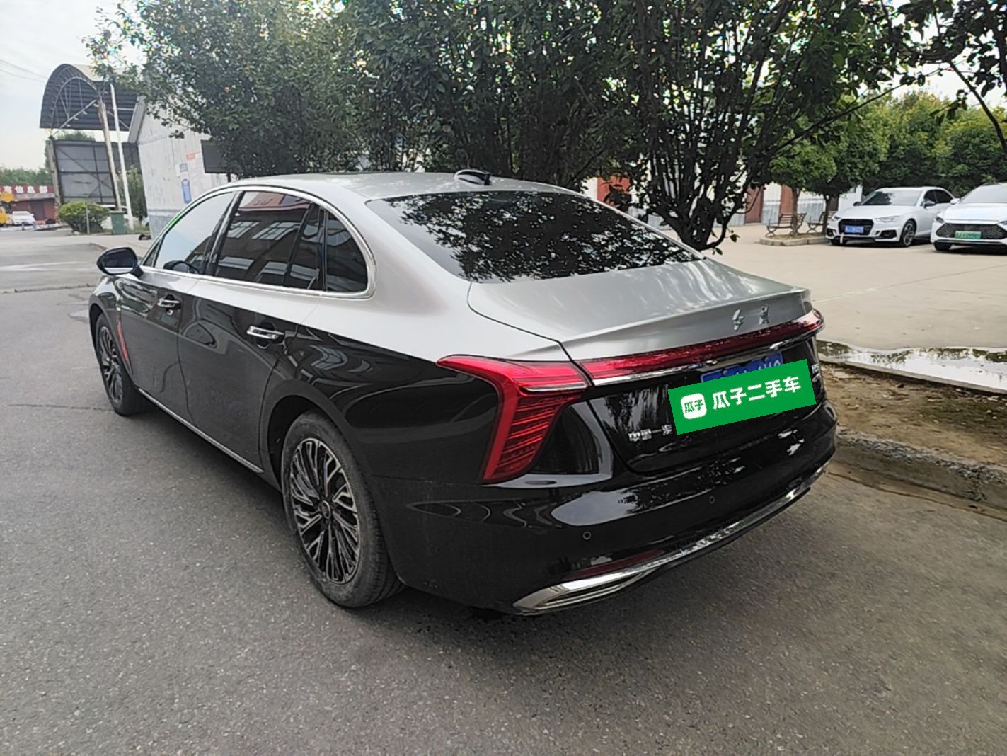 Hongqi H5 2025 2.0T Automatic Flag Edition – 500 000 Units Commemorative Version — снимка 4