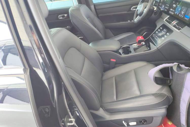Used Li Auto ONE 2021 Extended-Range 6-Seater Version Right Front Seat