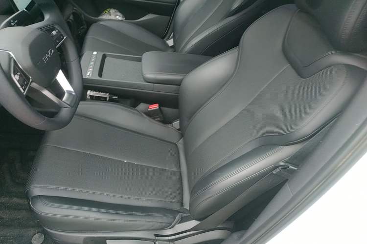 Used BYD e7 2025 Model 520 Smart Mobility Edition