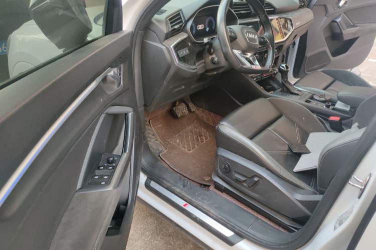 Used Audi Q3 Sportback 2020 40 TFSI Fashion Model
