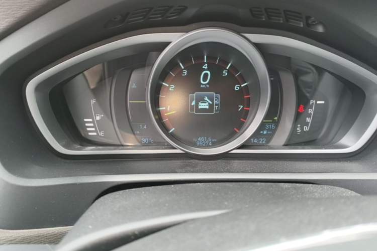 Used Volvo V40 2013 2.0T Zhiya Edition
