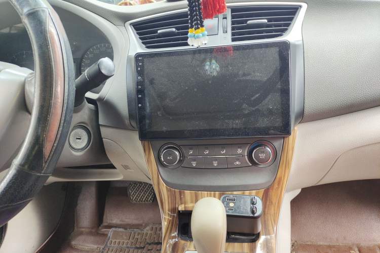 Used Nissan Sylphy 2012 1.6 XL CVT Luxury Edition Audio And AC Panel