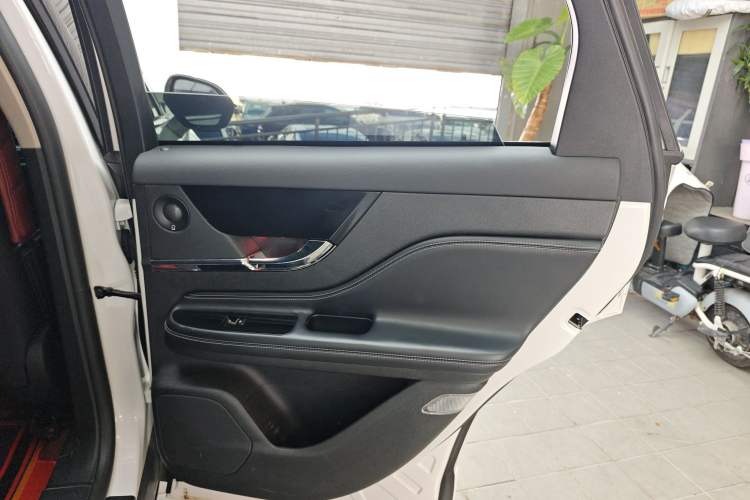 Used Lincoln Corsair 2023 2.0T Four-Wheel Drive Luxury Edition