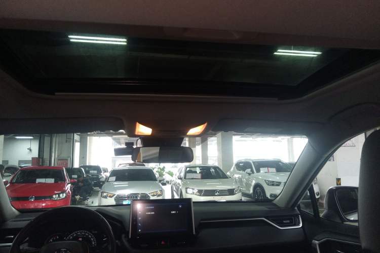 Used Toyota RAV4 2022 2.0L CVT Two-Wheel Drive Fashion Plus Edition