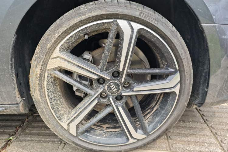 Used Audi A4L 2024 40 TFSI Luxury Dynamic Edition
