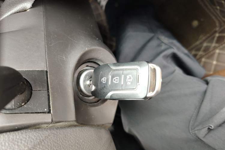 Used Ford Focus 2011 Sedan 1.8L Manual Classic Model Vehicle Key