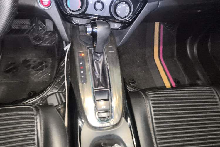 Used Honda XR-V 2017 1.8L EXi CVT Comfort Version
