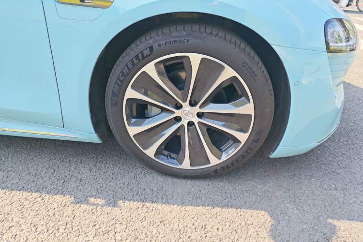 Used Hima Luxeed S7 2025 705 km Max