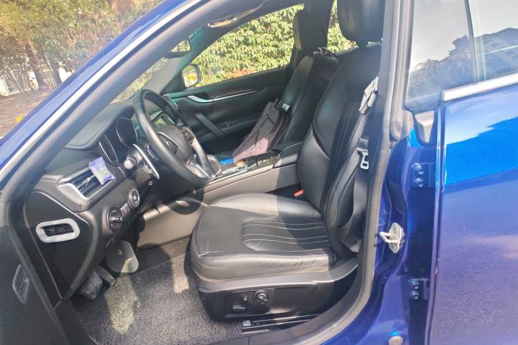 Used Maserati Ghibli 2014 3.0T Standard Edition Left Front Seat