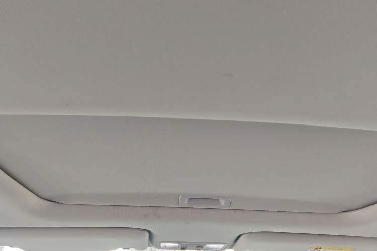 Used Honda Jade 2017 1.8L automatic Comfort version 5 seats