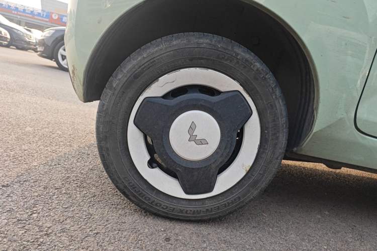 Used Wuling Hongguang MINIEV 2021 Macaron Sandwich Model 170 km Lithium Iron Phosphate
