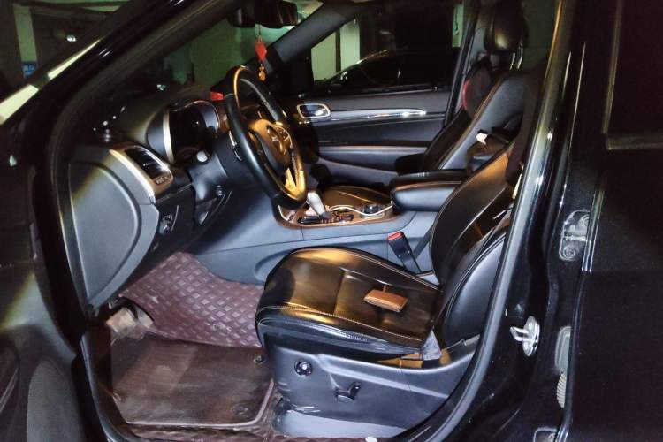 Used Jeep Grand Cherokee 2016 3.0L Elite Navigation Edition
