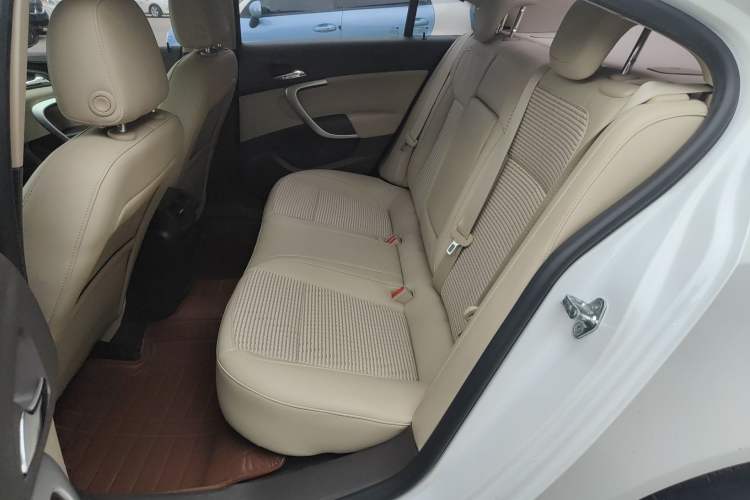 Used Buick Regal 2015 2.0L Leading Fashion Edition
