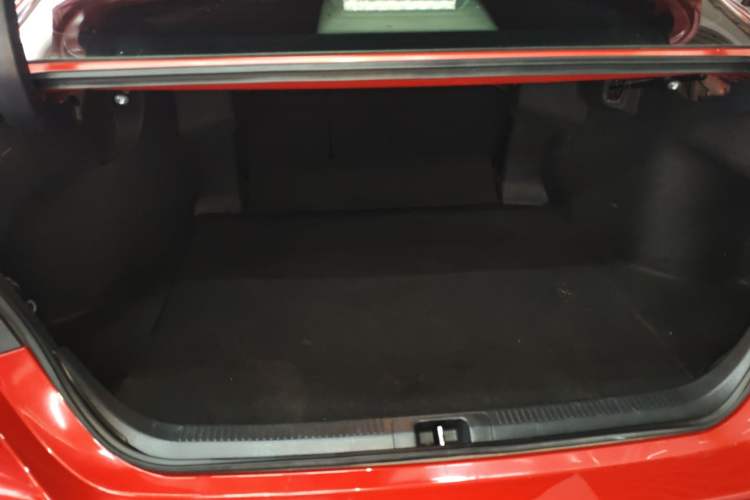 Used Toyota Camry 2019 2.0S FENGSHANG Version China VI Standard