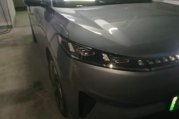 Used Dongfeng eπ eπ008 2024 210Max Range-Extended Version 6 Seats