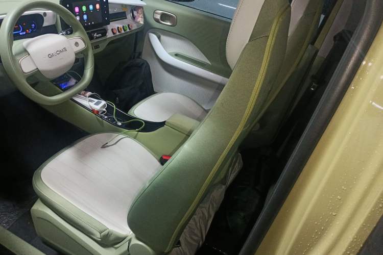 Used Geely Galaxy Panda 2025 210km Panda Rider Left Front Seat