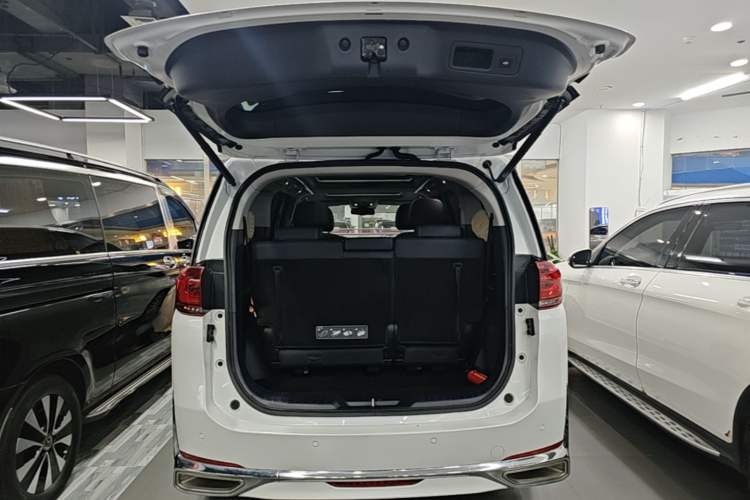 Used GAC Trumpchi M8 2023 Lingxiu Series 390T Prestige Edition