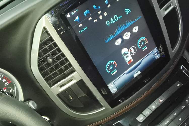 Used Mercedes-Benz V-Class 
