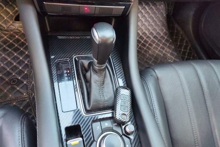 Used Mazda Atenza 2020 2.0L Blue Sky Luxury Edition
