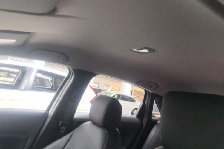 Used Honda Fit 2021 1.5L CVT Trend Edition Headliner