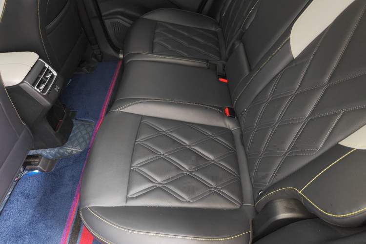 Used CHANGAN CS75 PLUS 2023 3rd Generation 1.5T Automatic Pilot Model Left Rear Seat