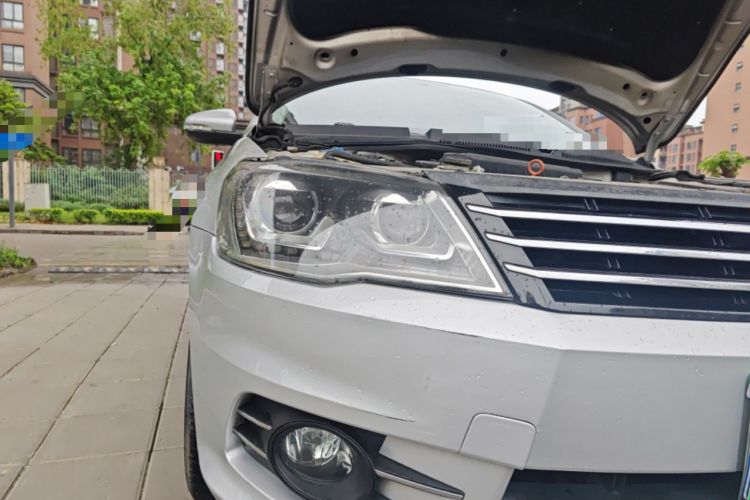 Used Volkswagen Bora 2015 Value Edition 1.6L Manual Fashionable Style
