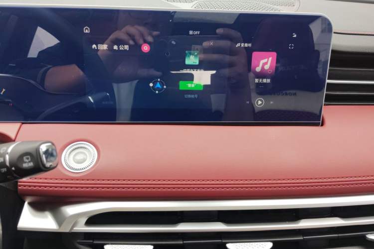 Used JETOUR X70 PLUS 2023 1.6T DCT Stronger PRO 5-Seater Audio And AC Panel