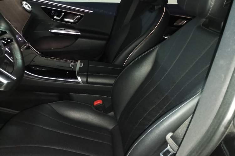 Used Mercedes-Benz EQE 2022 350 Pioneer Edition Left Front Seat