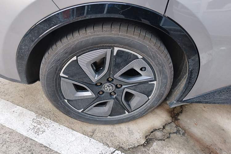 Used Toyota bZ3 2024 517 km Elite PRO