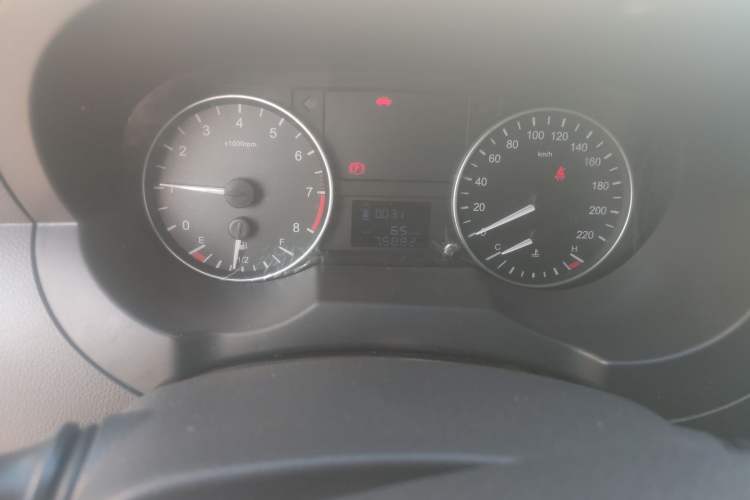 Used JAC Refine M3 2019 IKEA Edition 1.8L Luxury Smart Model Odometer Close Up