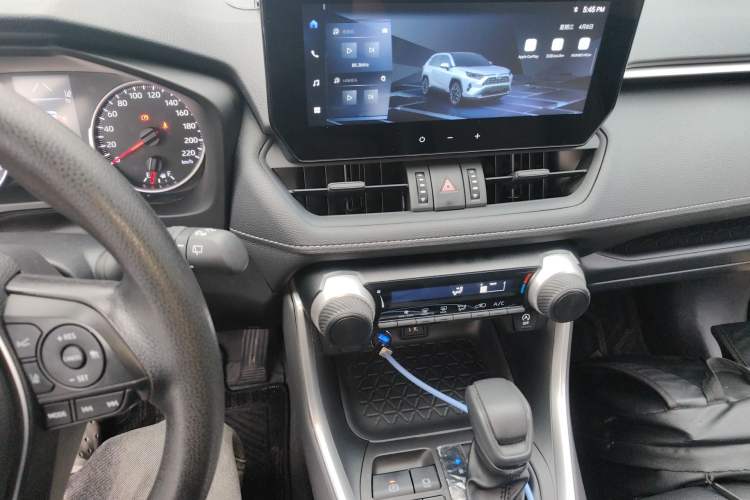 Used Toyota RAV4 2023 2.0L CVT Two-Wheel Drive Urban Edition Audio And AC Panel