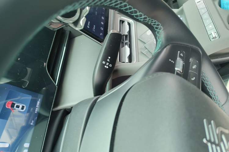 Used BYD Qin L 2025 EV 470KM Leading Edition Gear Lever