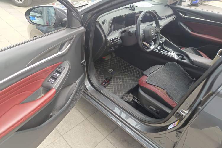 Used CHANGAN Eado 2021 PLUS Blue Whale NE 1.4T GDI DCT Flagship Model Driver Seat